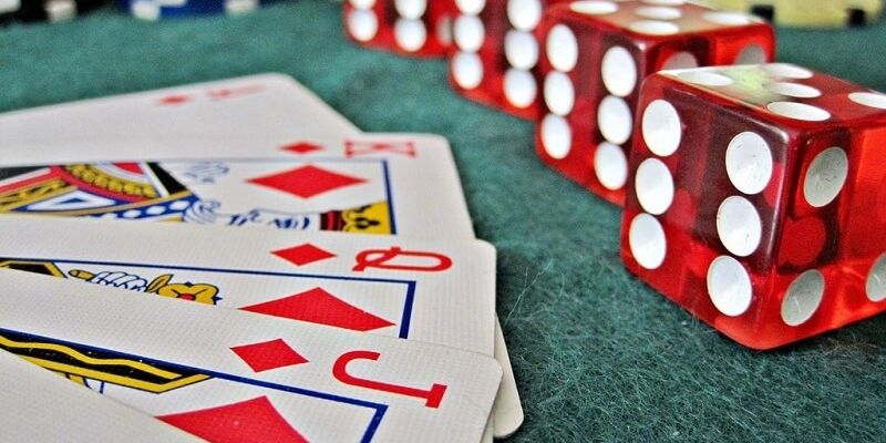 Luật đánh Baccarat cơ bản cho người mới